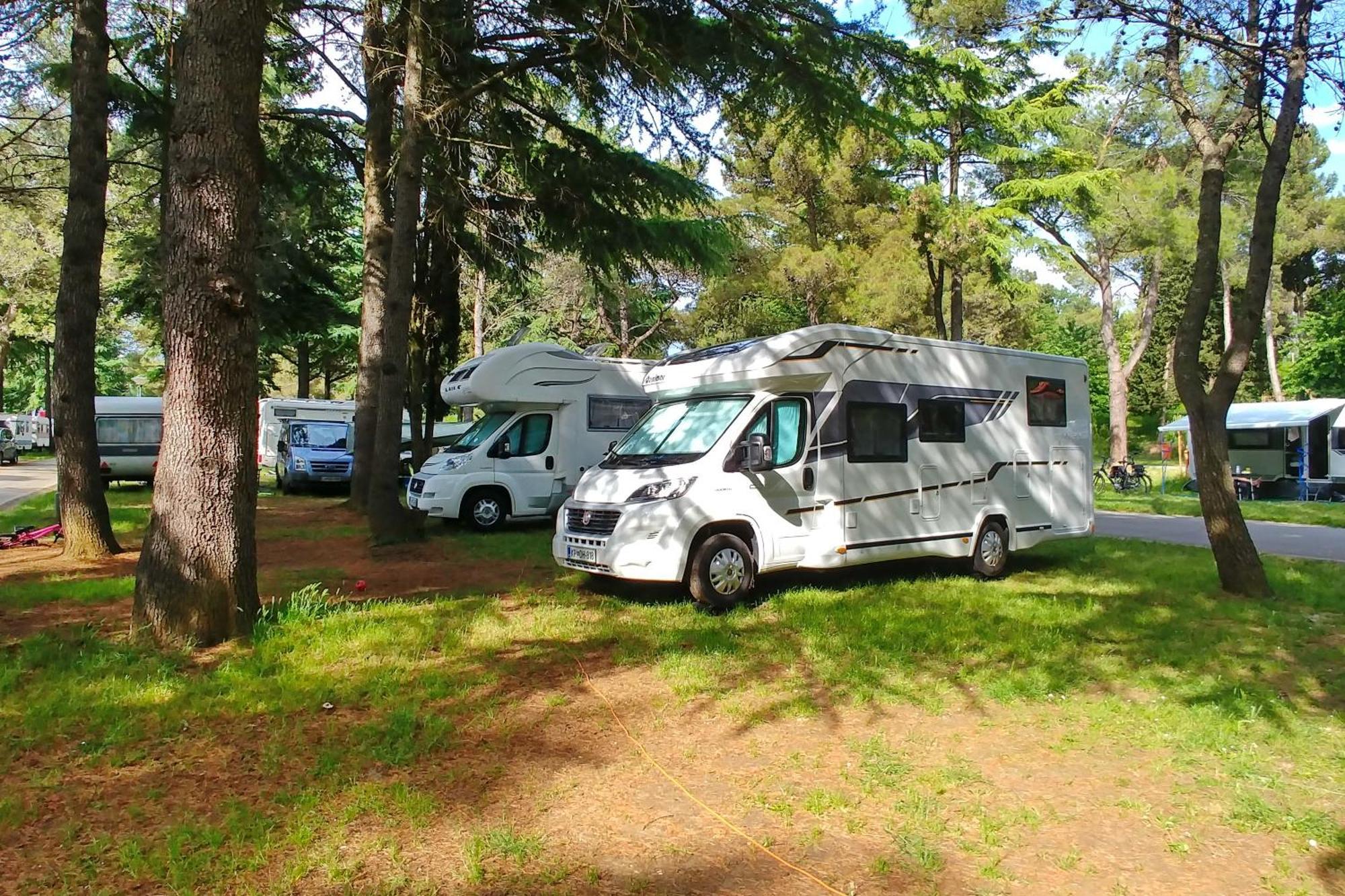 Camping Adria Ankaran - Pitches Dış mekan fotoğraf